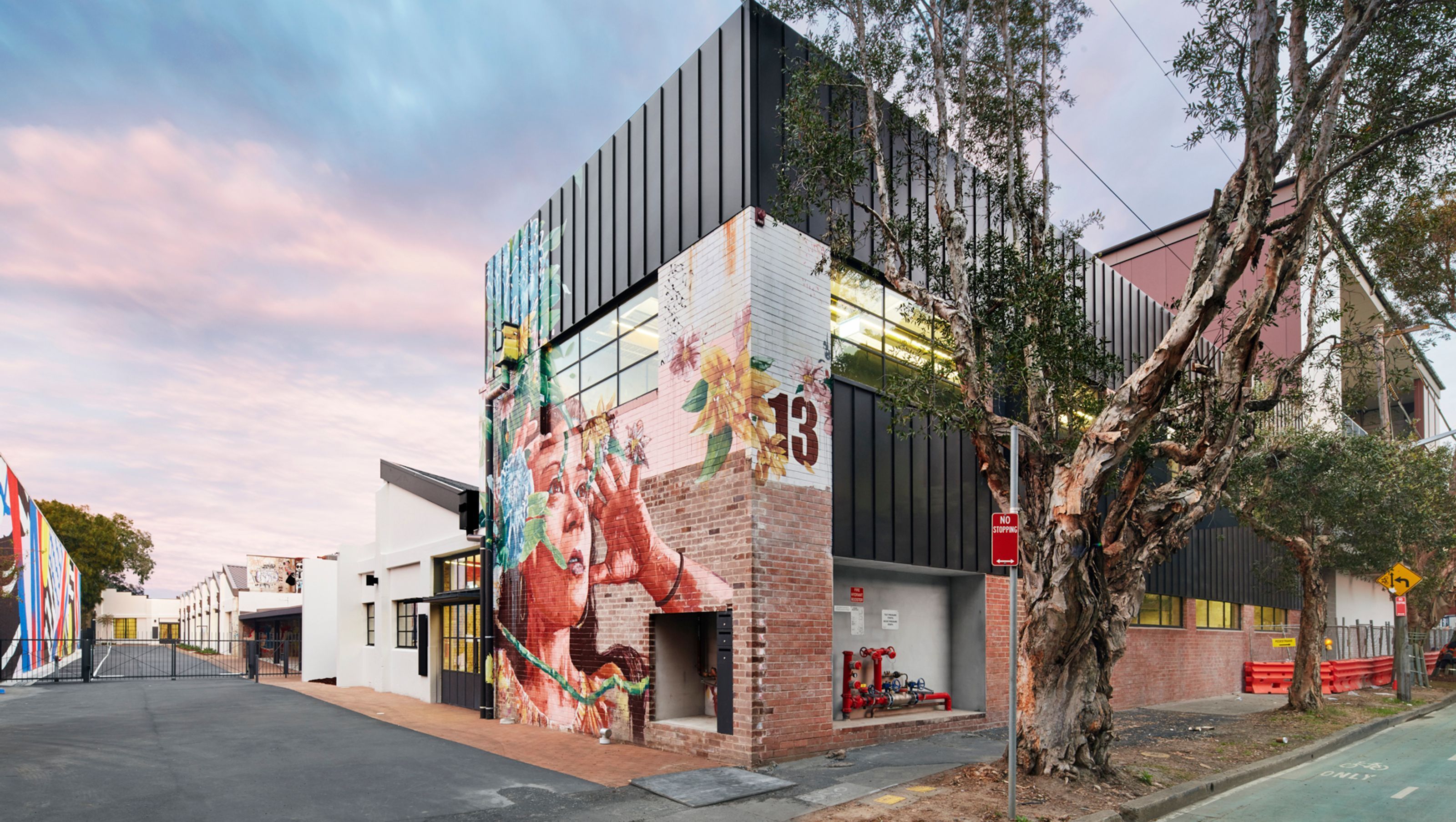13 Bowden St