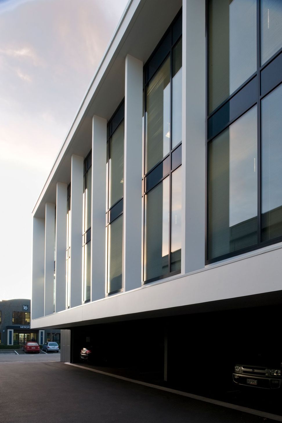 Leslie Hills Office Building