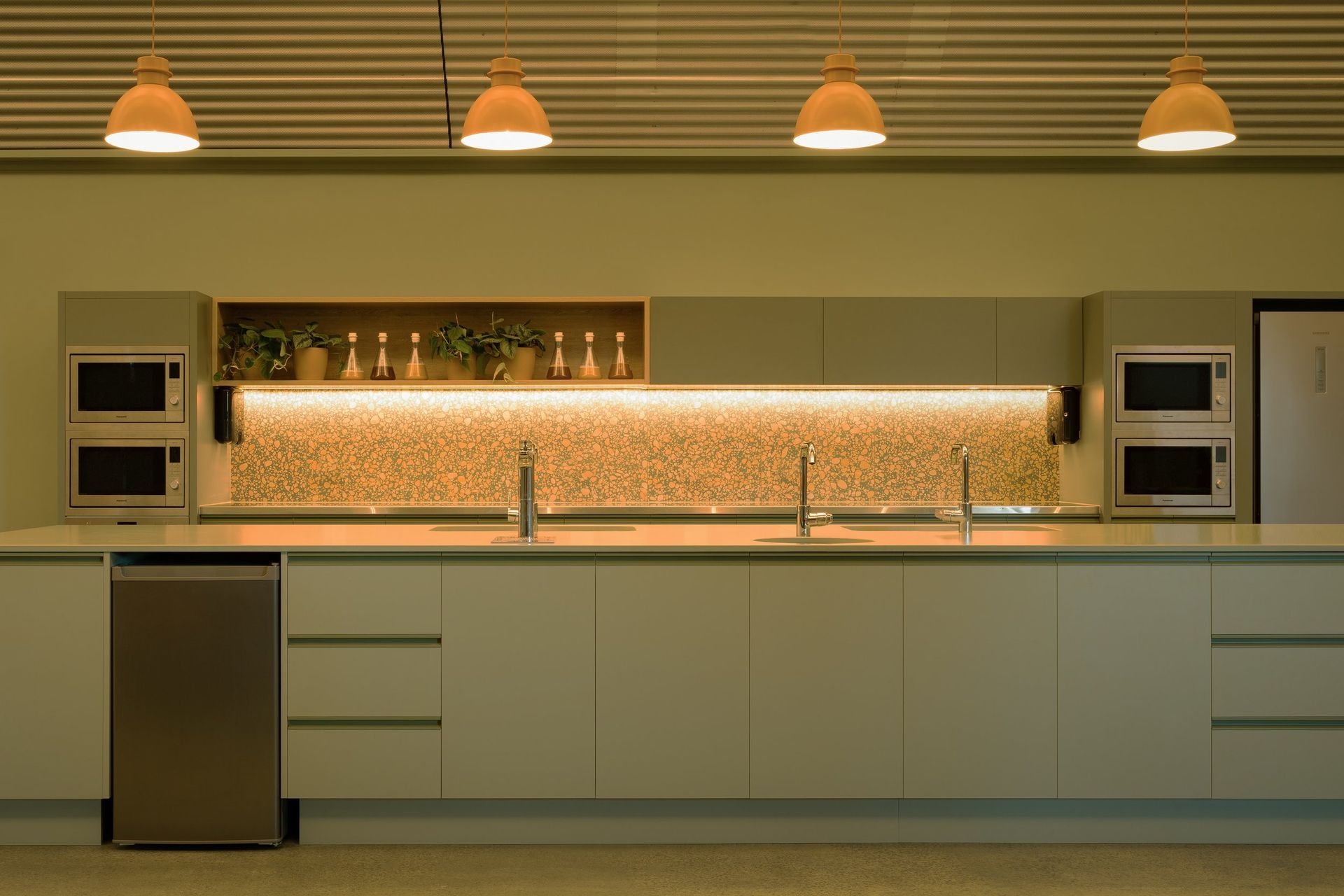 Lunchroomkitchen2web.jpg