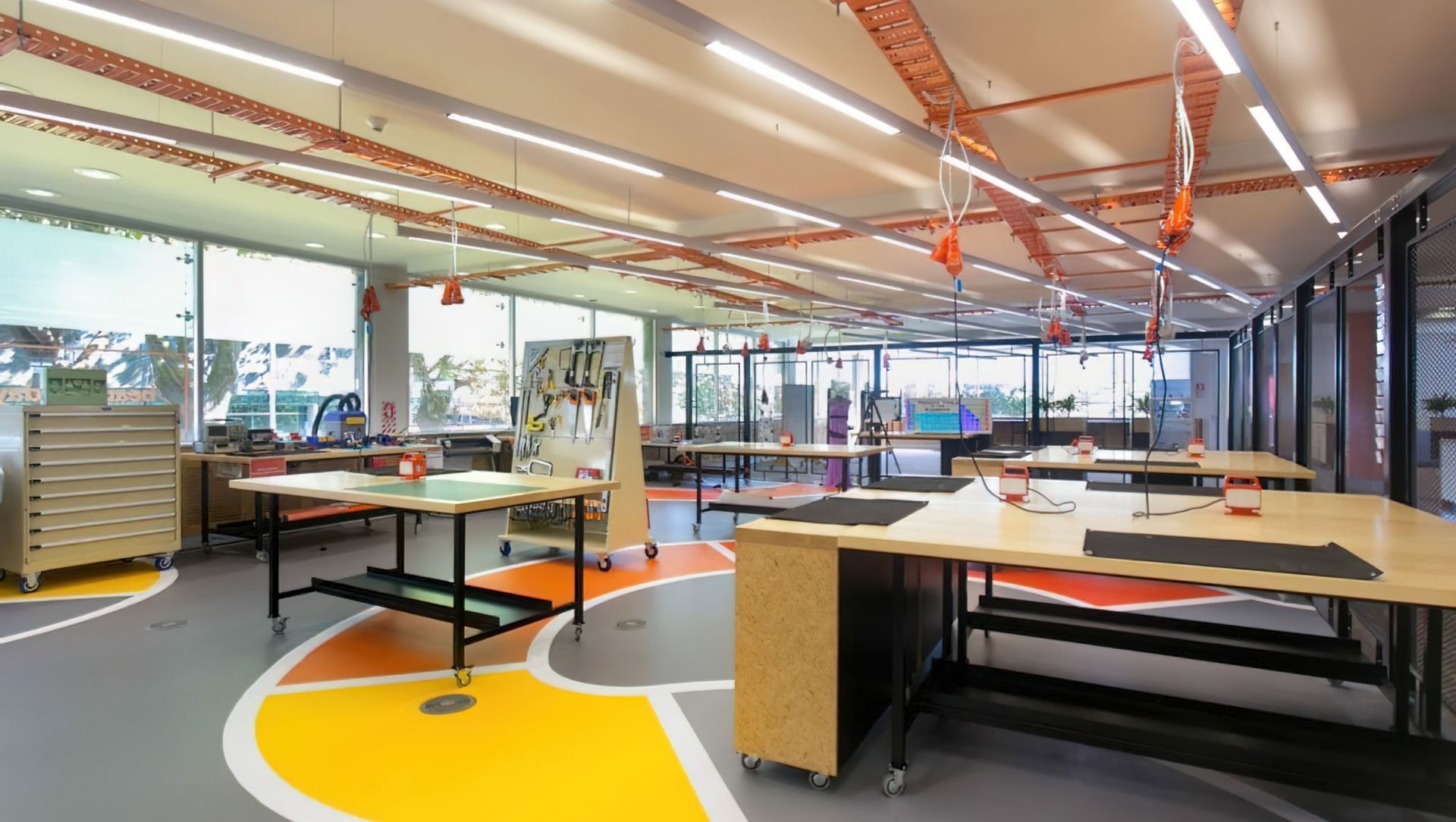 Unleash Office, University Of Auckland banner