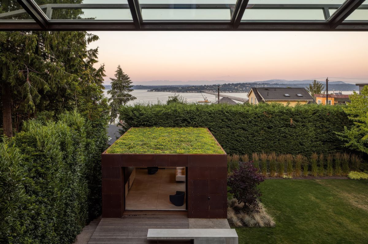 Leschi Guest House