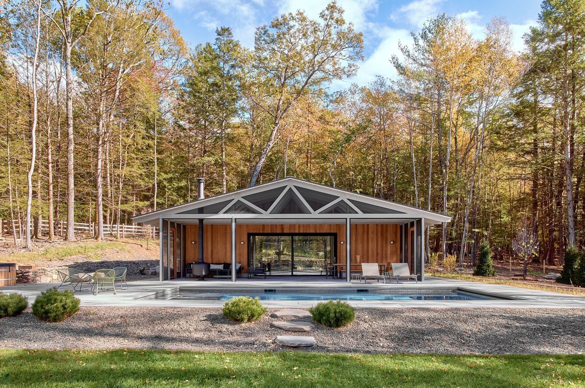 Olive Poolhouse