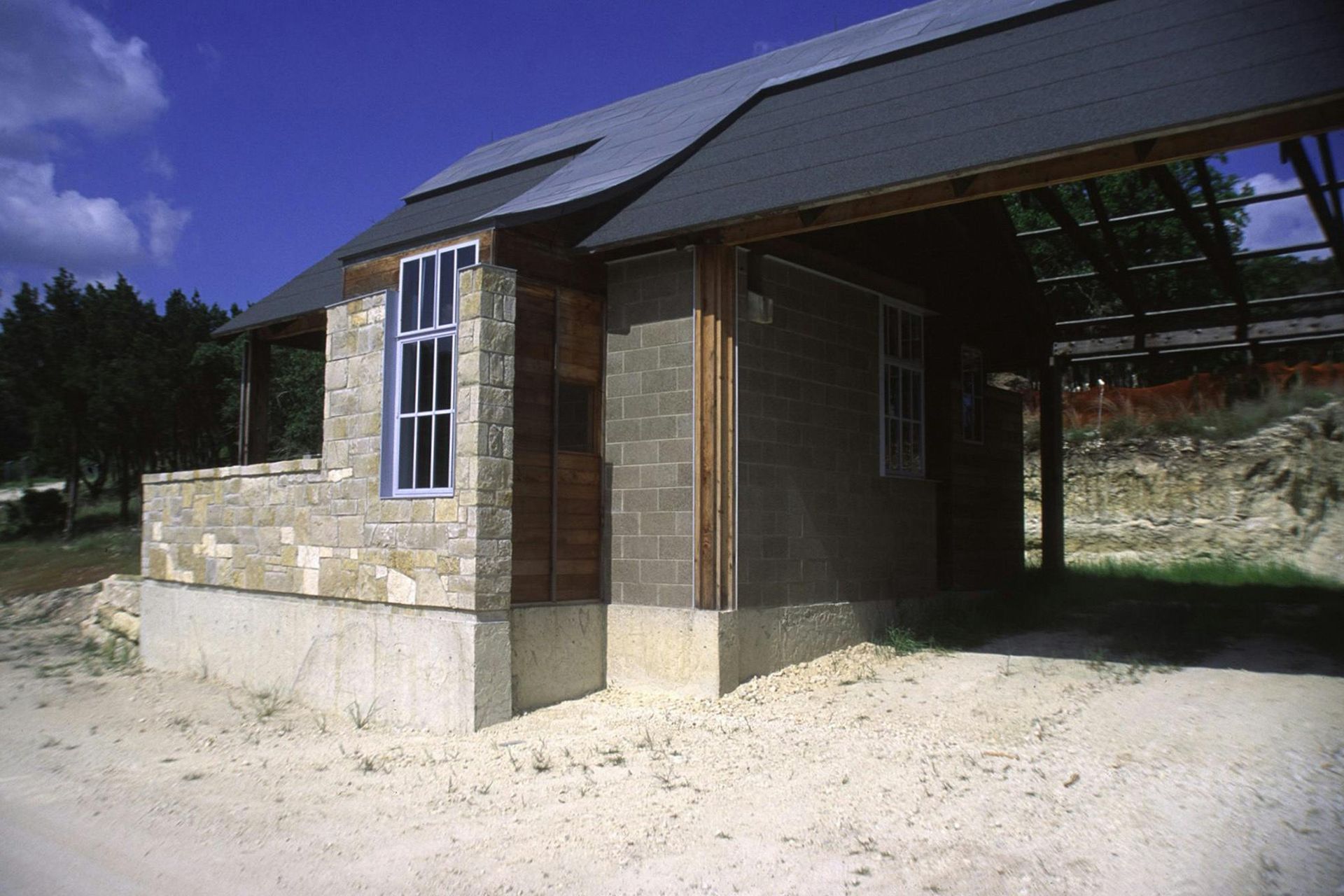 exterior3.jpg