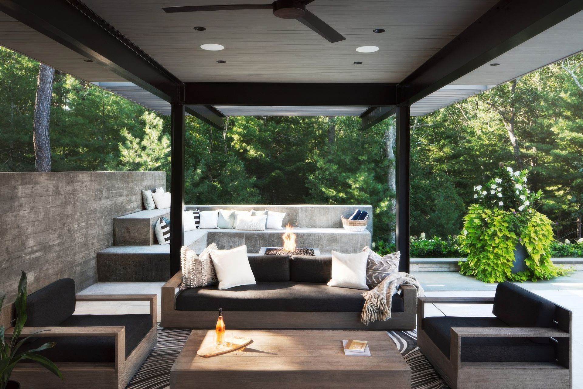 imgi10outdoor-covered-seating-area-shade-structure-architect-1-gigapixel-standard-v2-2x.jpg