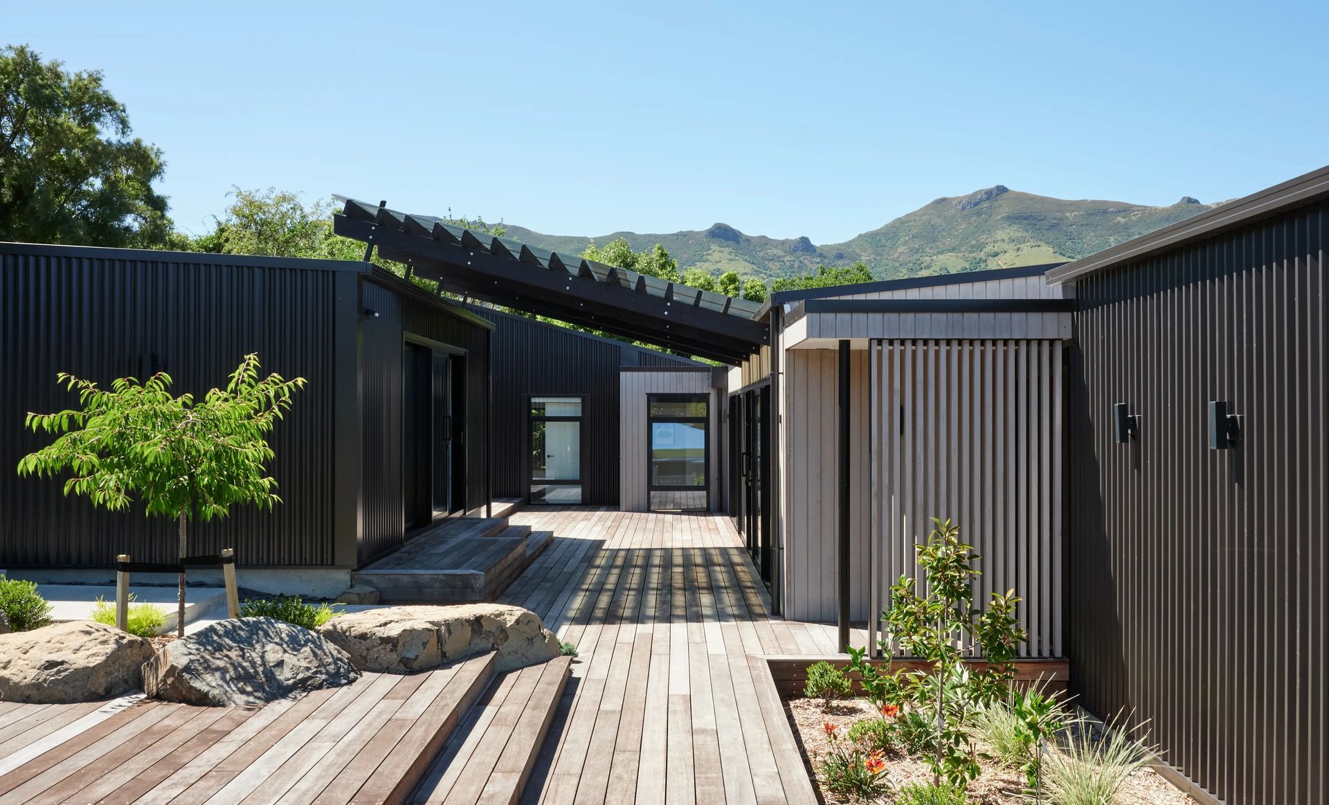 Akaroa Pentref