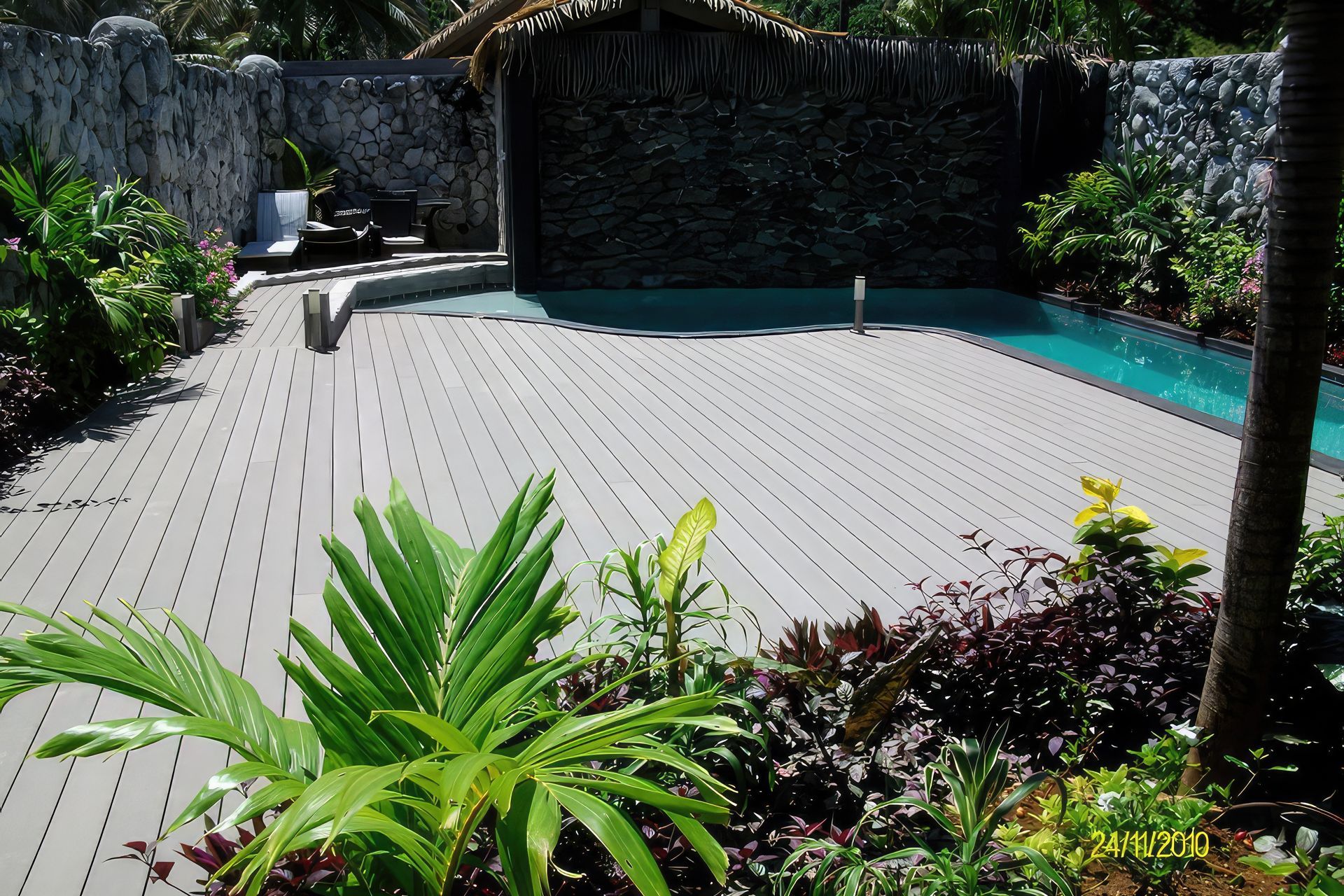 upSwimming-pool-4-website-fix-standard-scale-400x.jpg