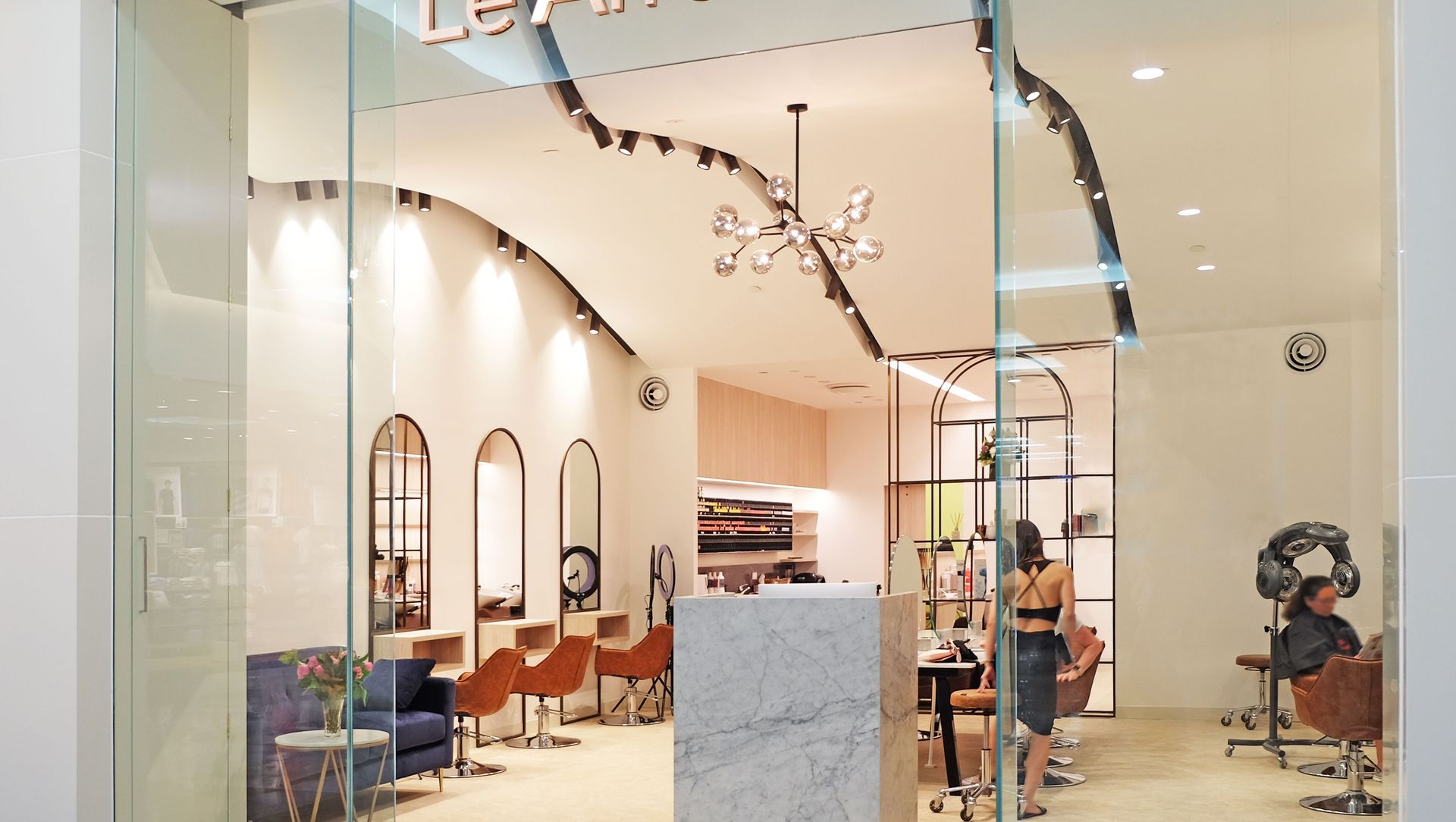 Le An & Co banner