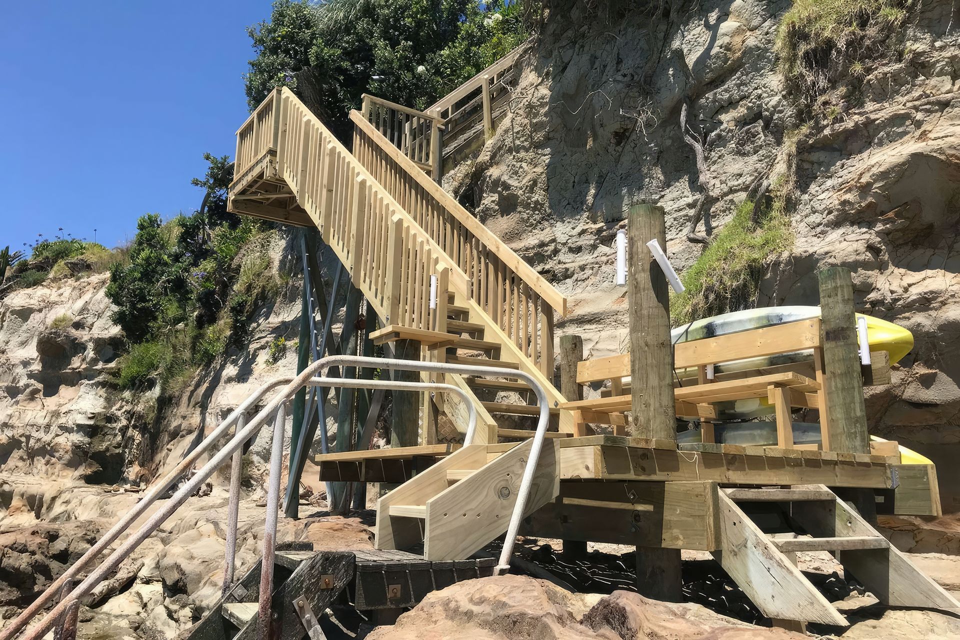 upBeach-Staircase3-fix-standard-scale-200x.jpg