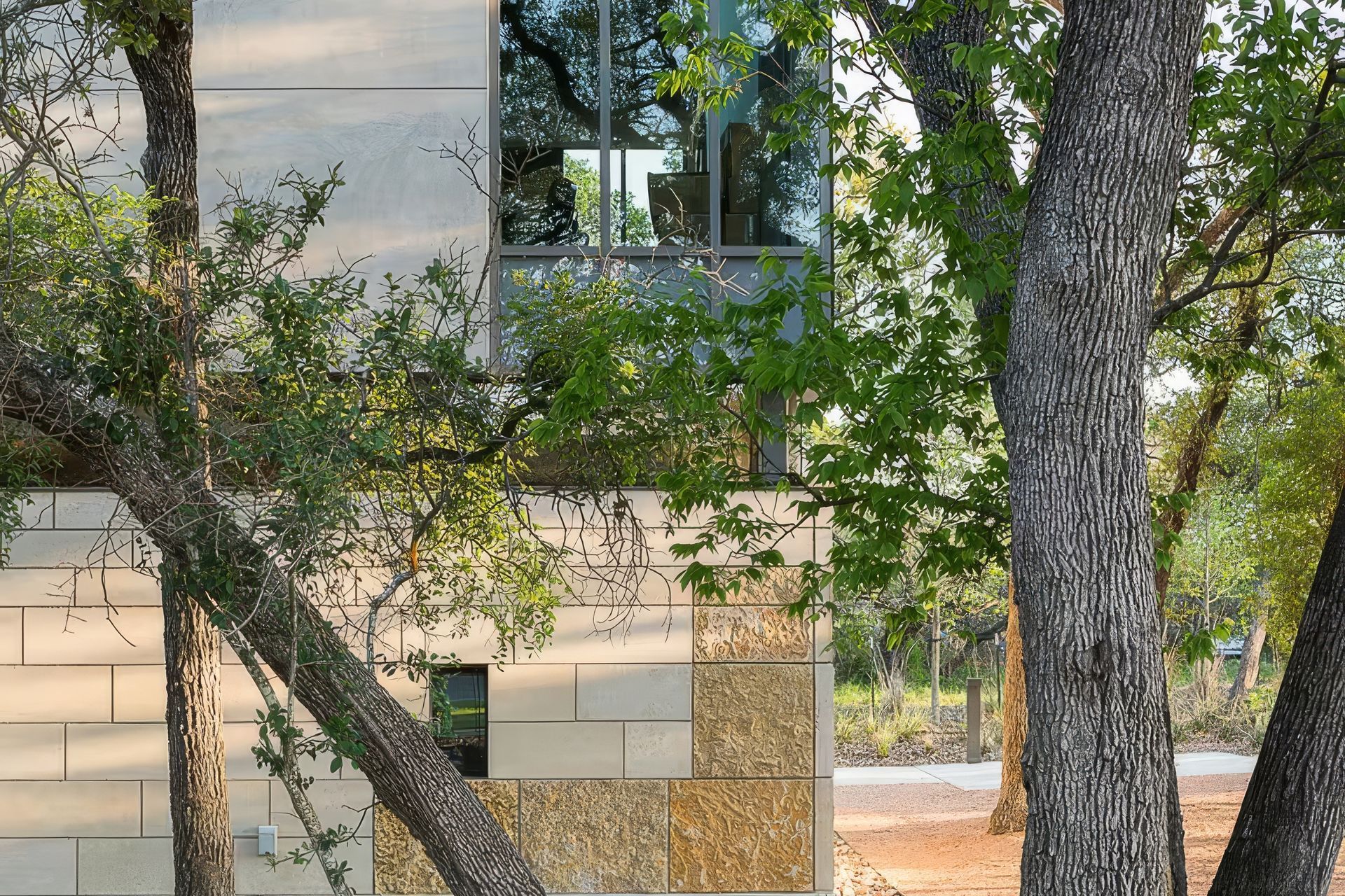 21Exterior-ap-compressed-upscaled-by-Replicate.jpg