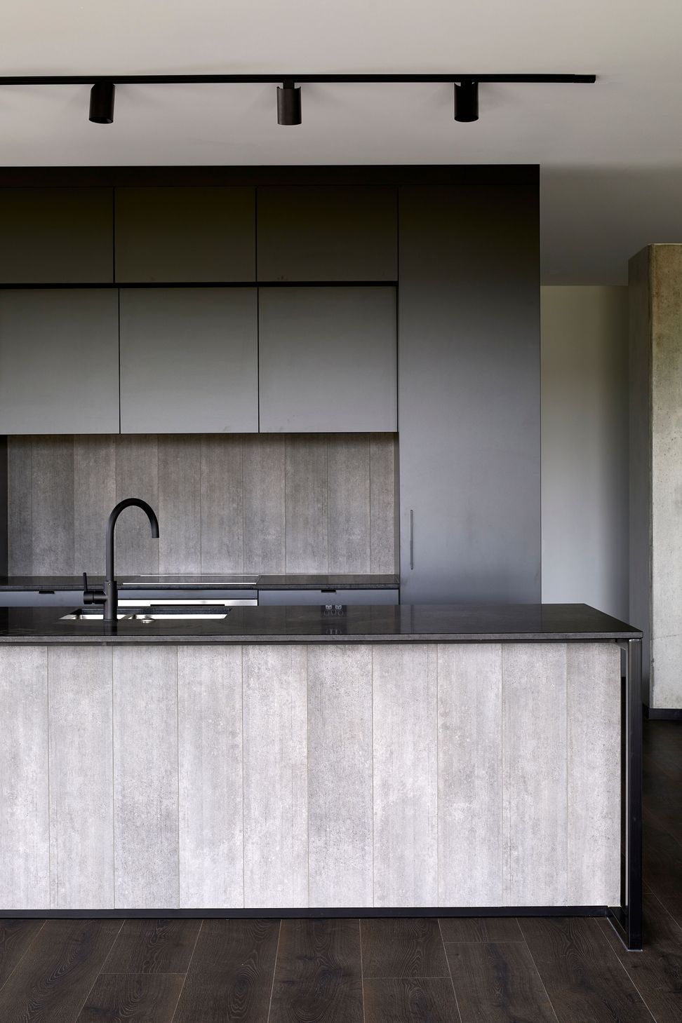 Visual texture plays a big role in the feel of the interiors with the various materials contrasting and complementing each other.
