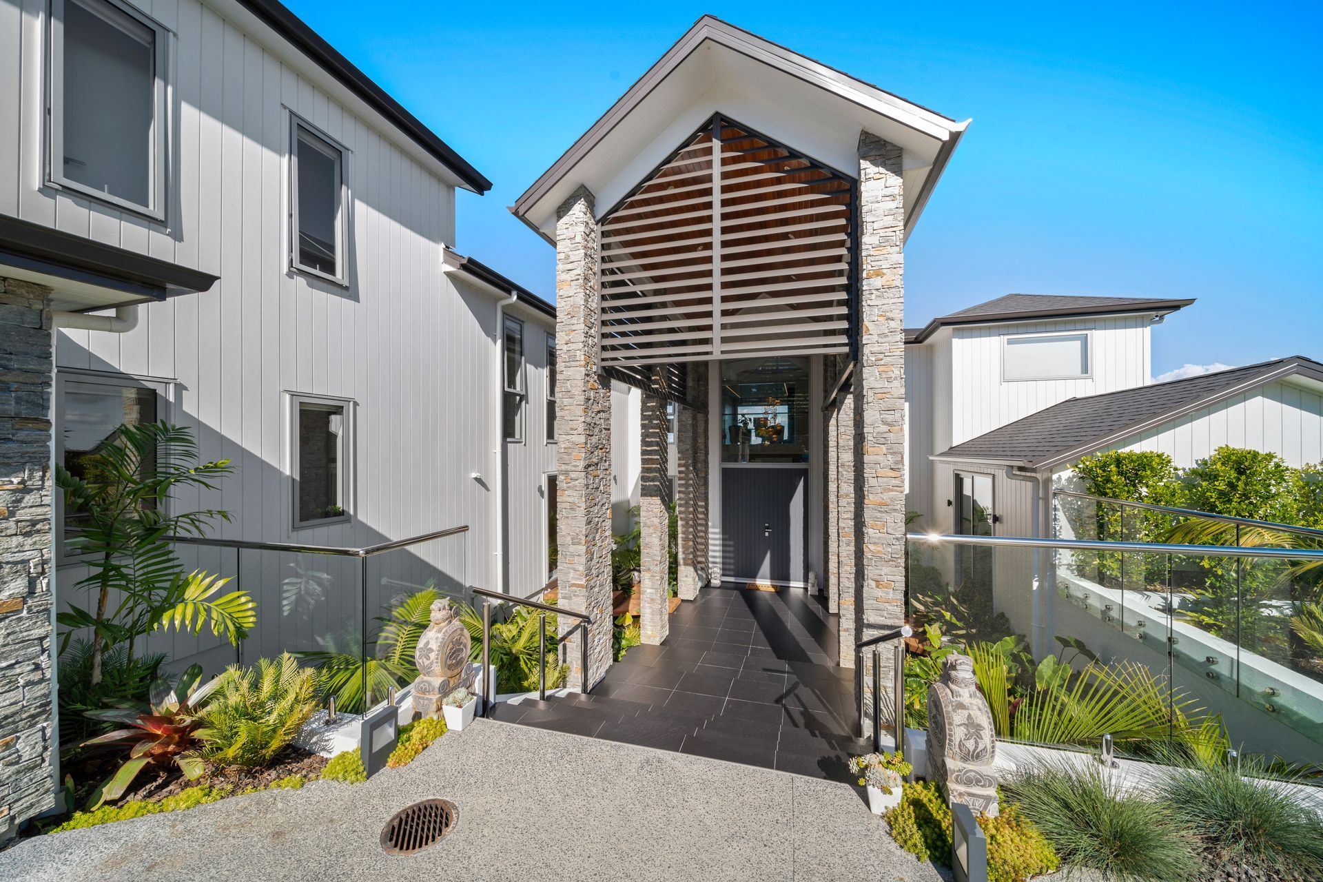 Yao House