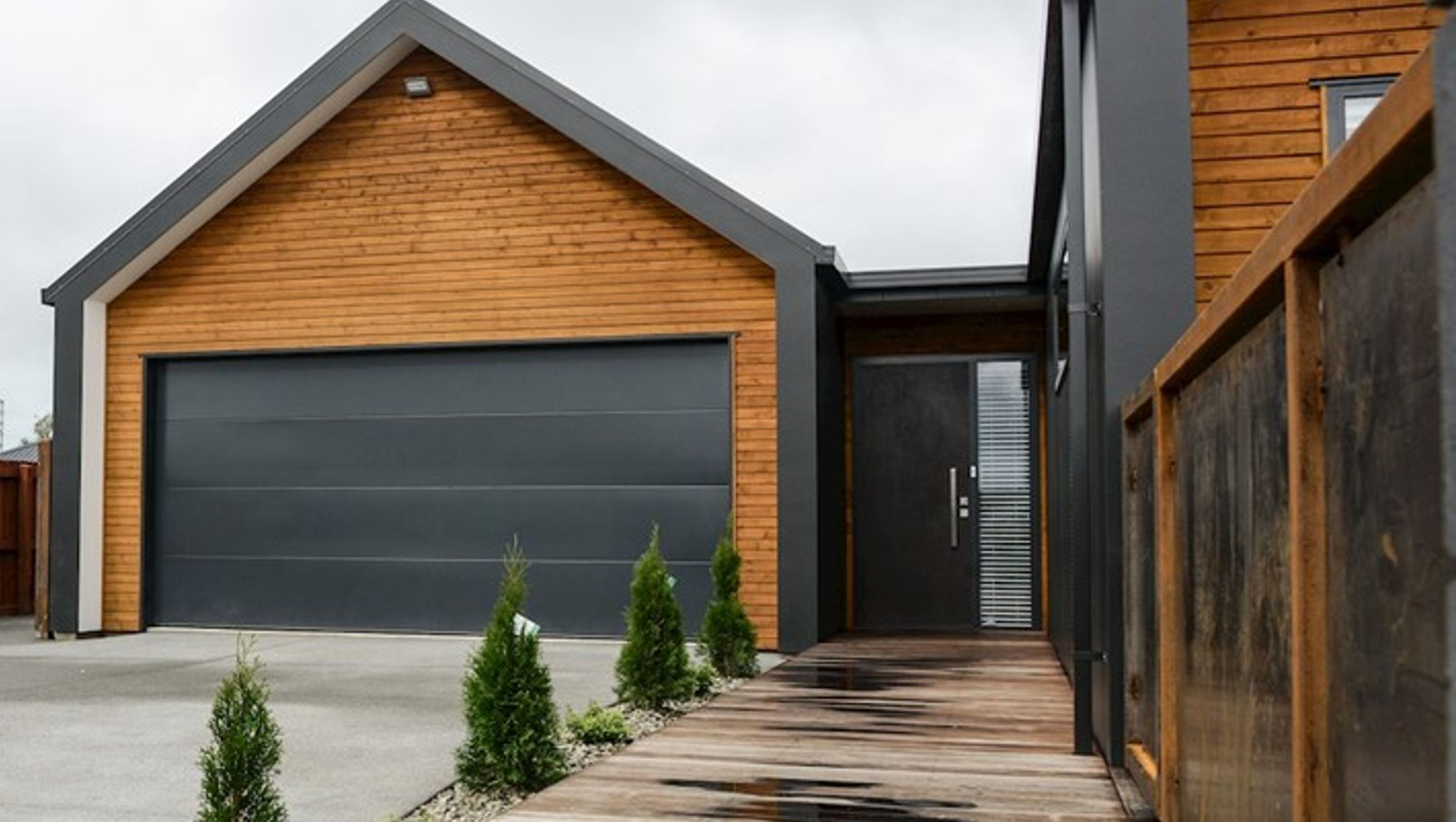 Lazarette Loop House II