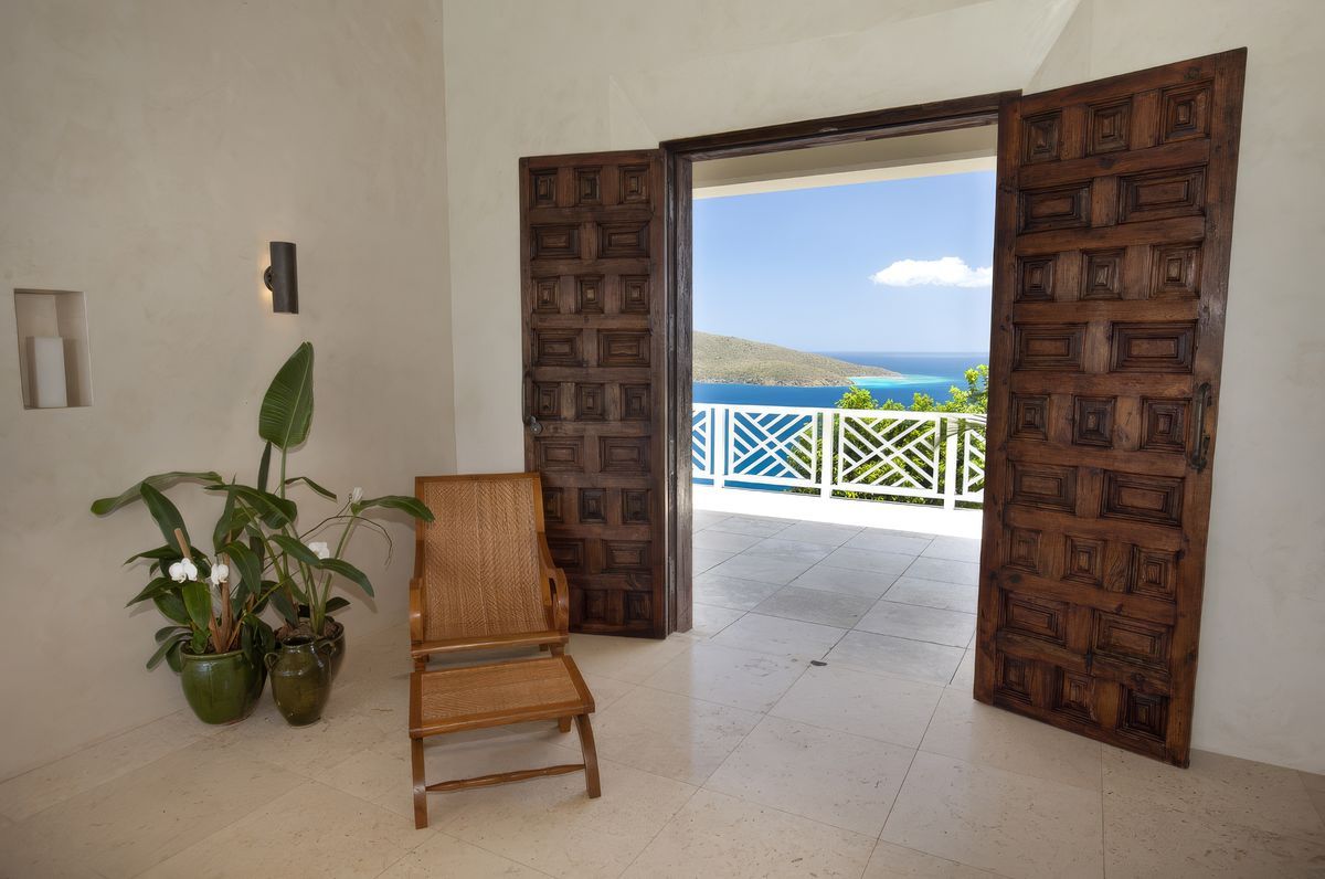 St. Thomas Residence