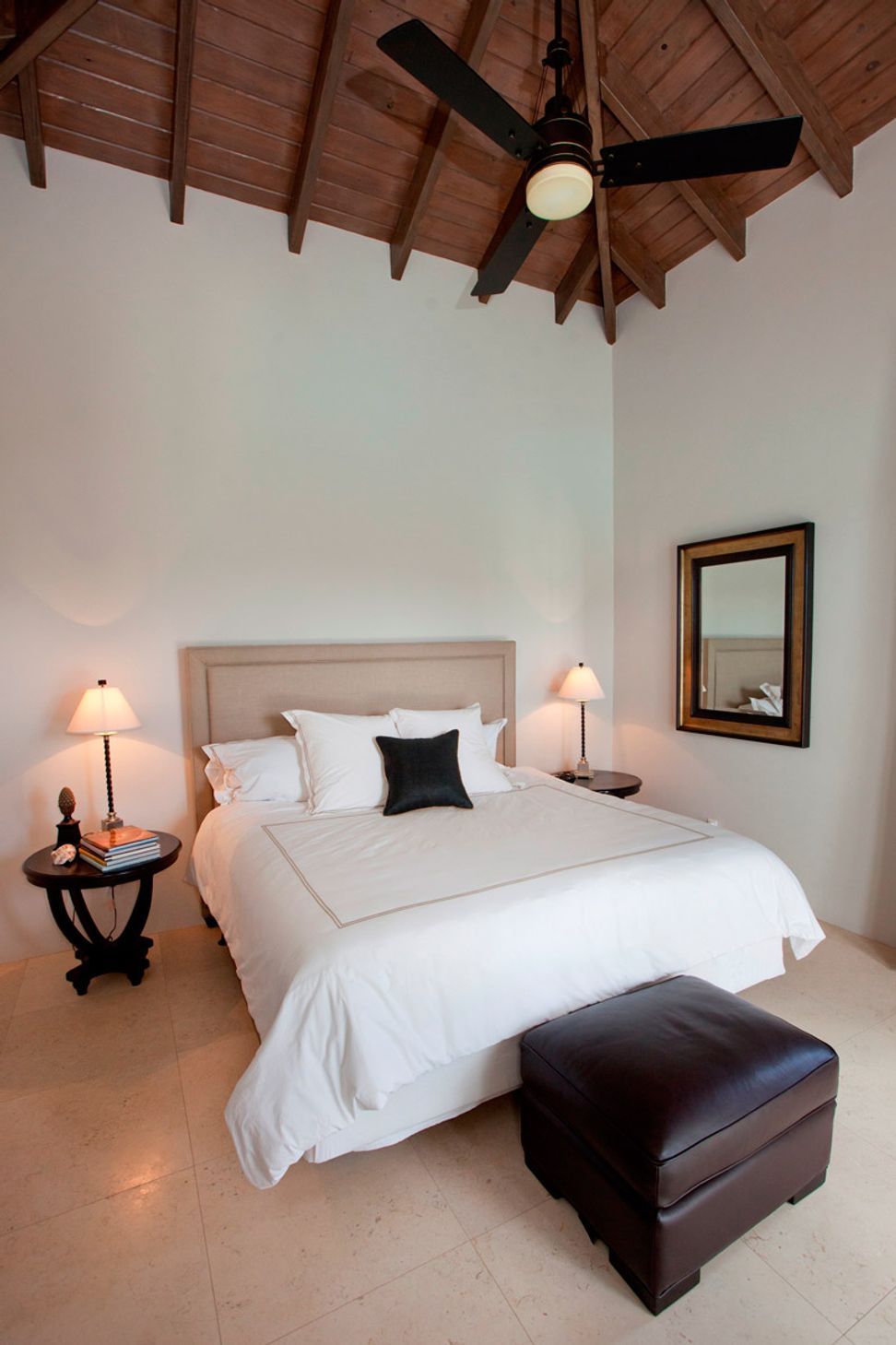 cielo-guest-bed-21.jpg