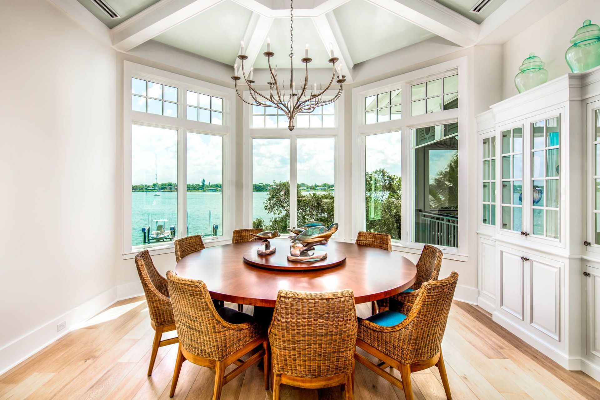 cmsa-casey-key-gulf-to-bay-dining-room.jpg