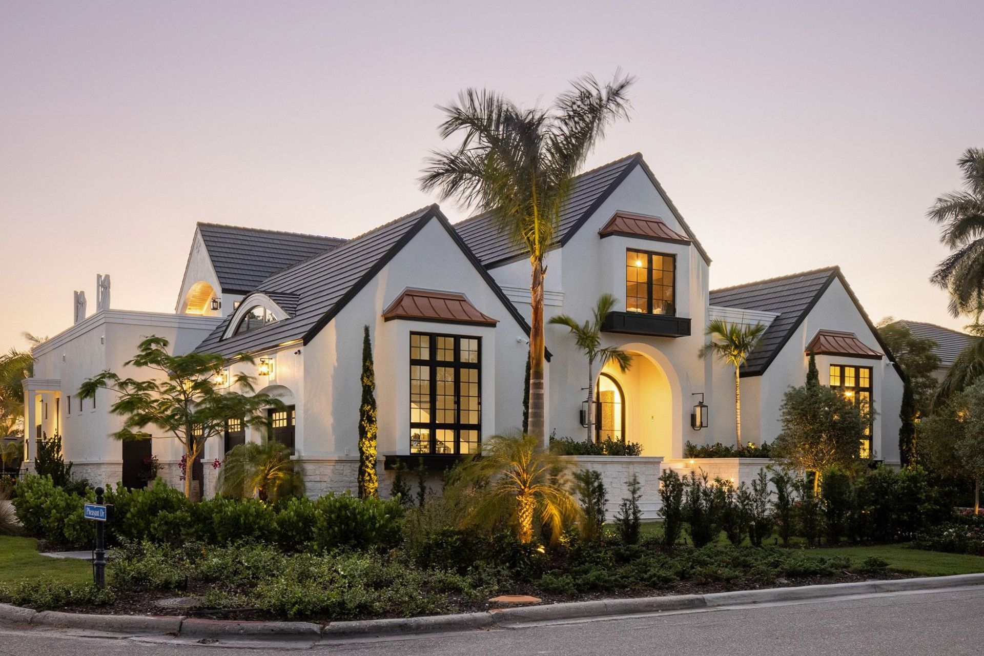 modern-four-square-sarasota-front-elev-night.jpg