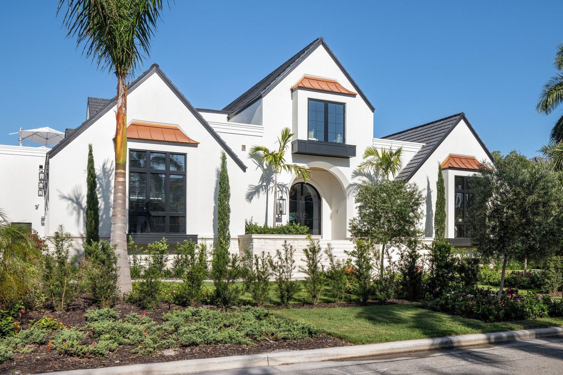 modern-four-square-srq-front-elevation.jpg