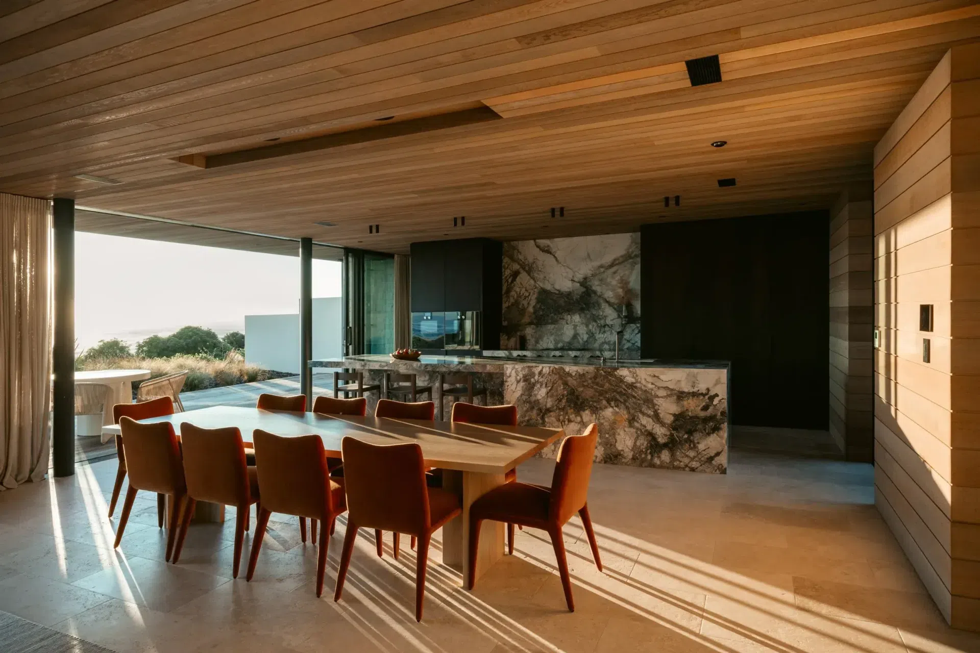 the-retreat-papamoa-dining-05.webp