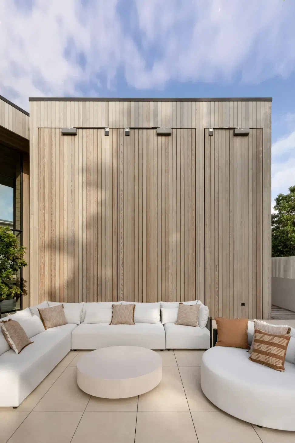 the-retreat-papamoa-outdoor-06.webp