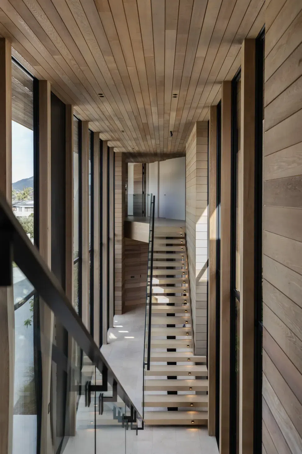 the-retreat-papamoa-stairs-02.webp