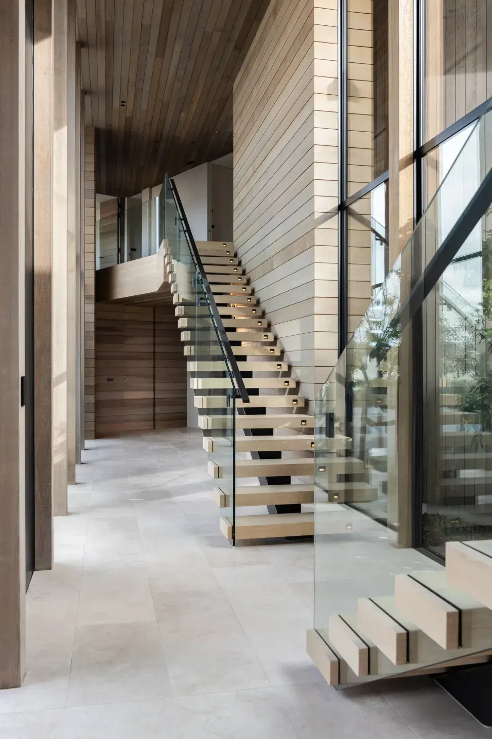the-retreat-papamoa-stairs-03.webp