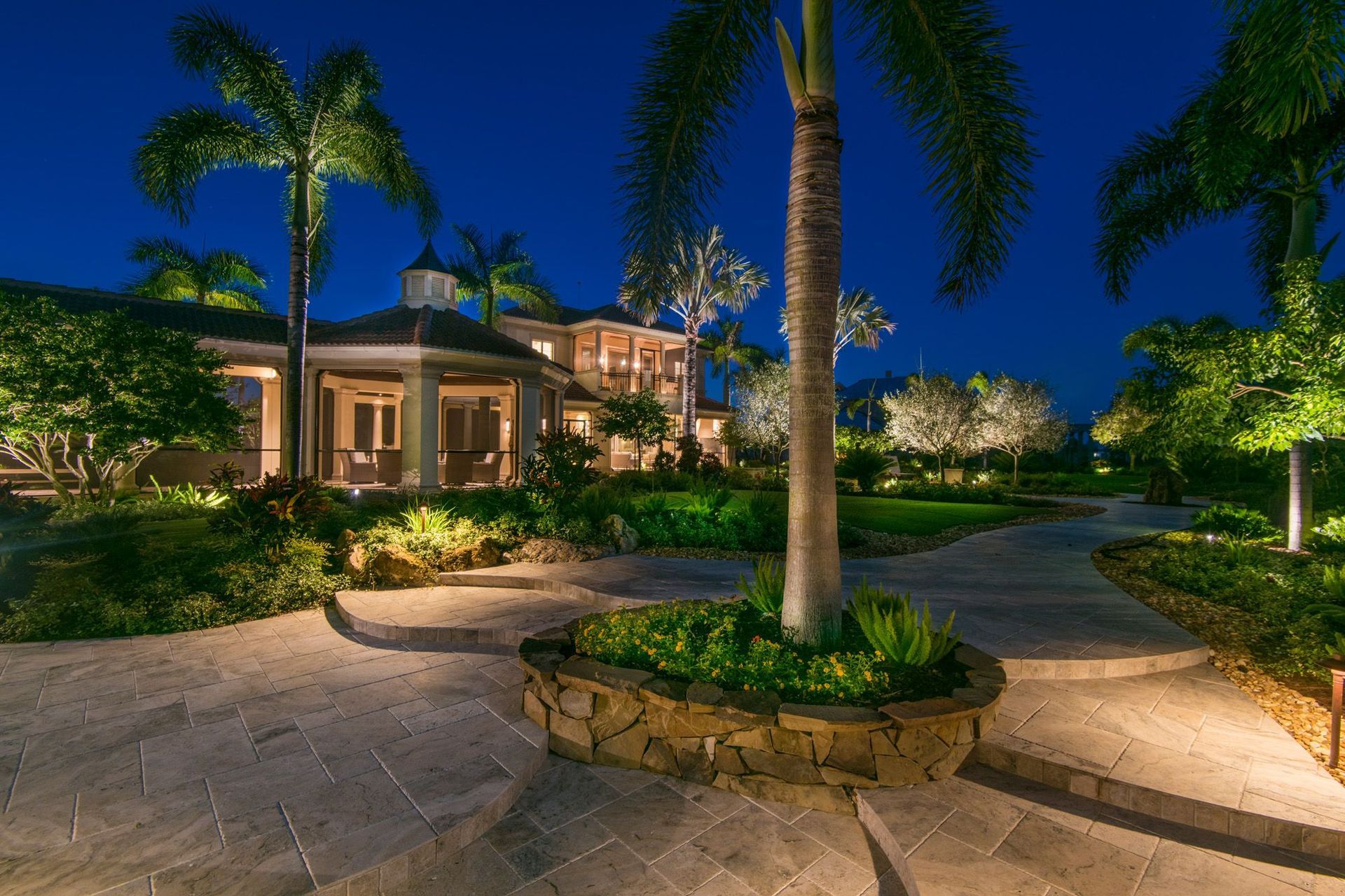 traditional-concessions-lakewood-ranch-elevation-wide.jpg