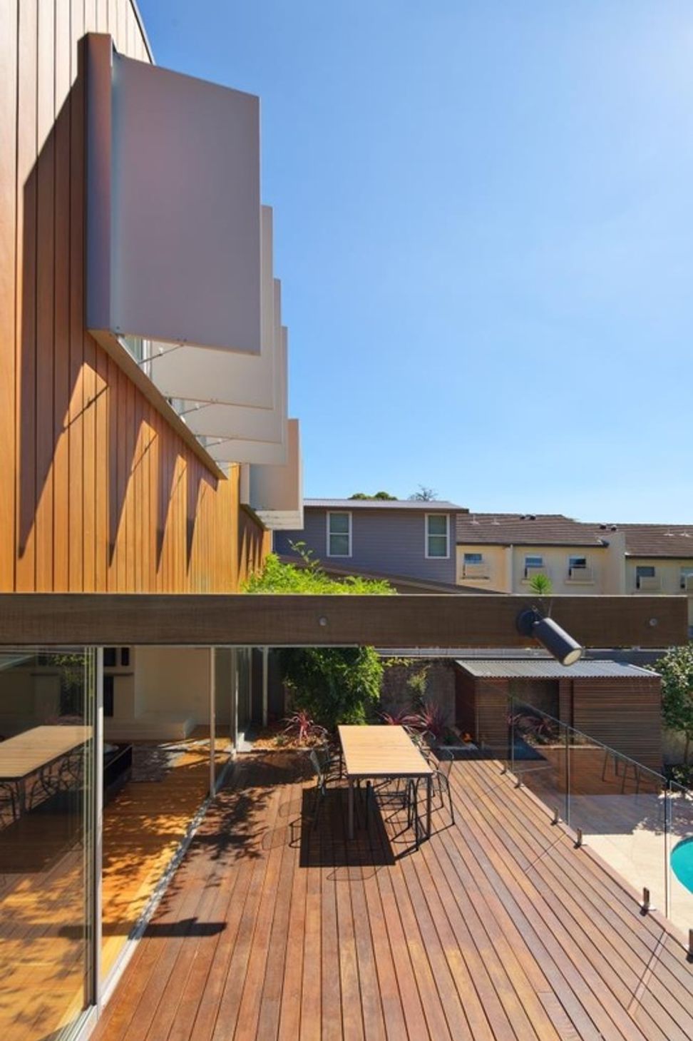 ##Annandale House 1