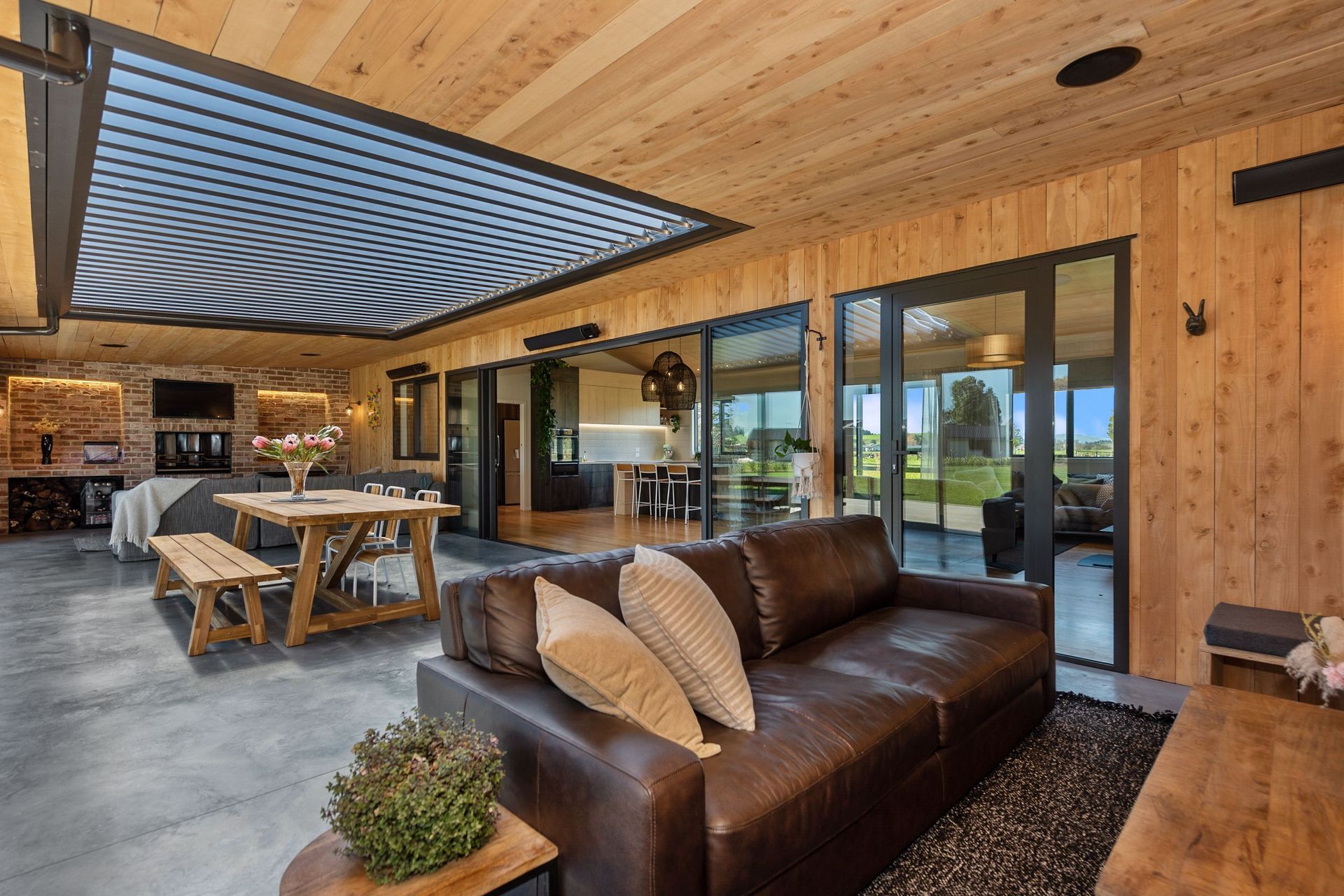 CREDIT-Maunga-Designs-Architecture-and-Debbie-Moore-Photography-4.jpg