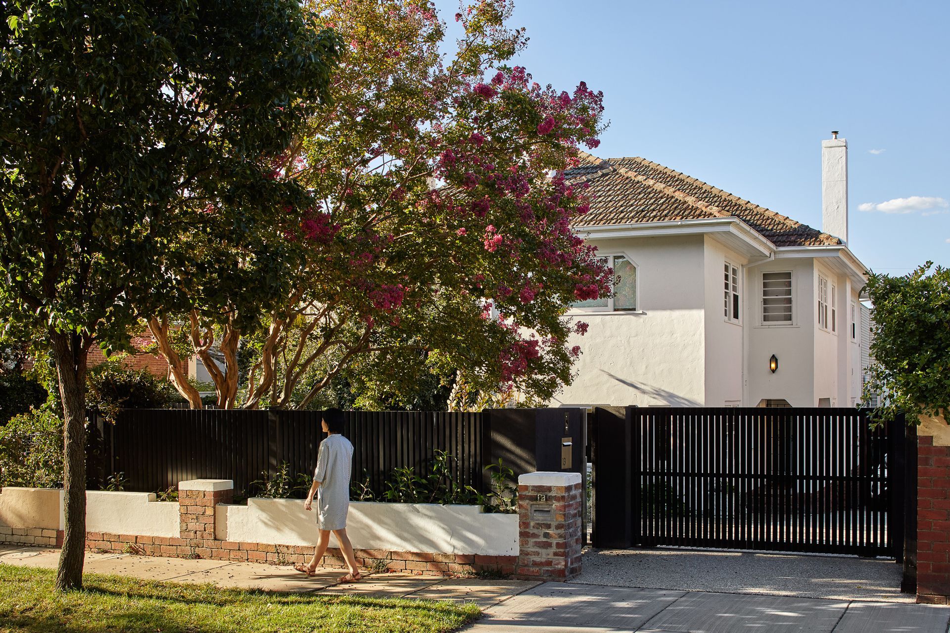 **Open Shut House
