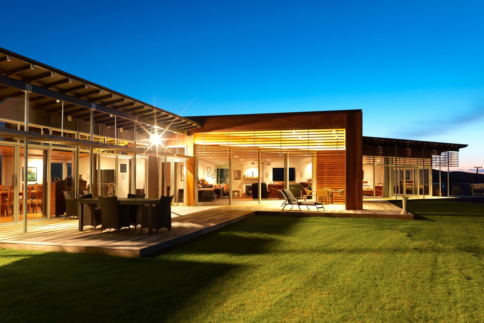 Wisleys-House-Night-Shoot-0016.jpg
