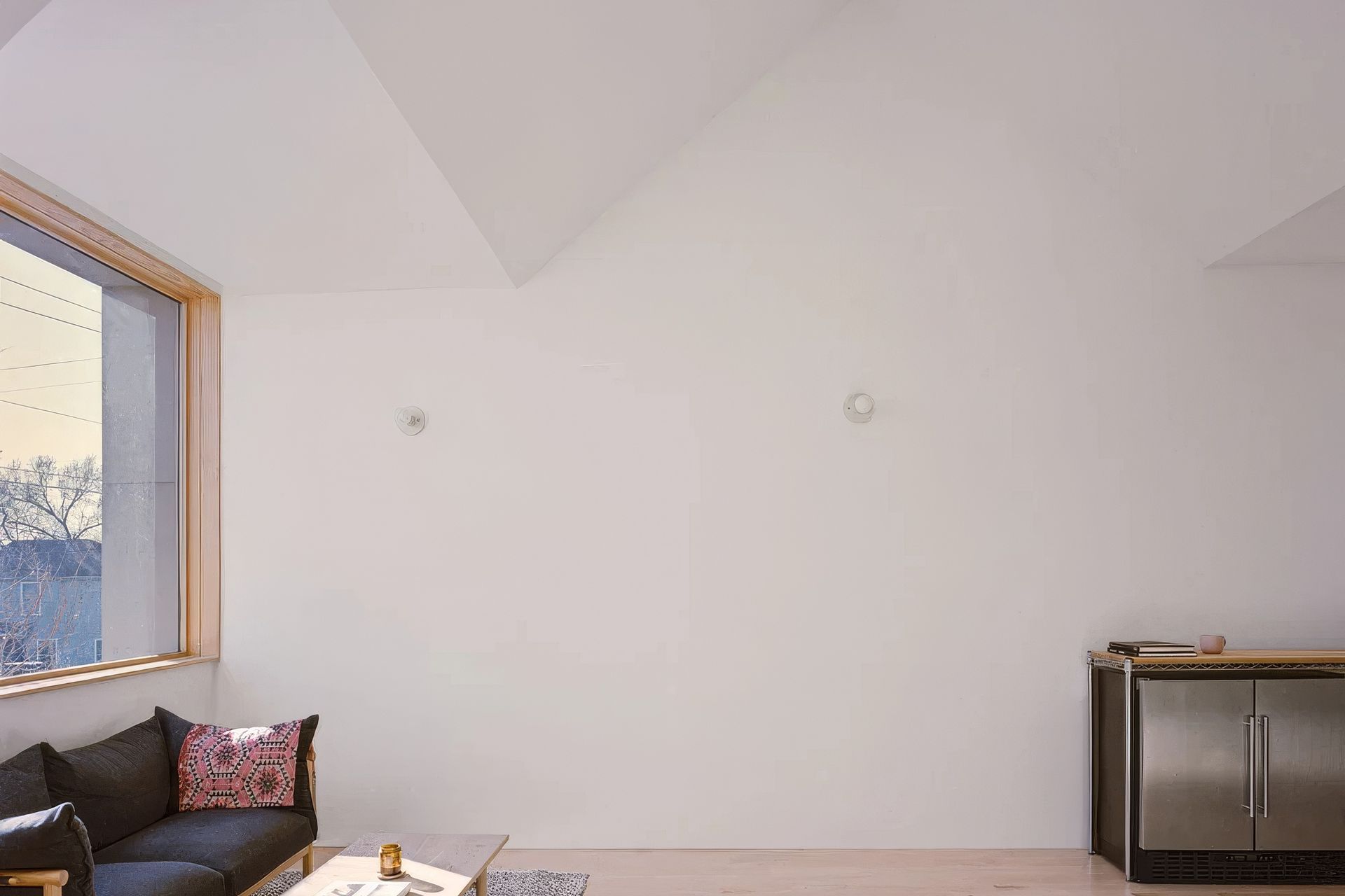 aperturehouse07-ap-compressed-upscaled-by-Replicate.jpg