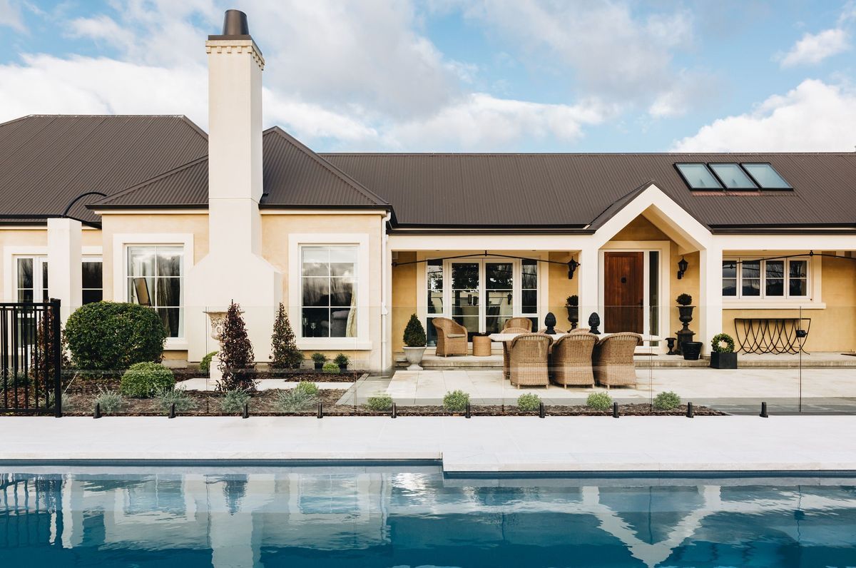 SH53 | Contemporary
