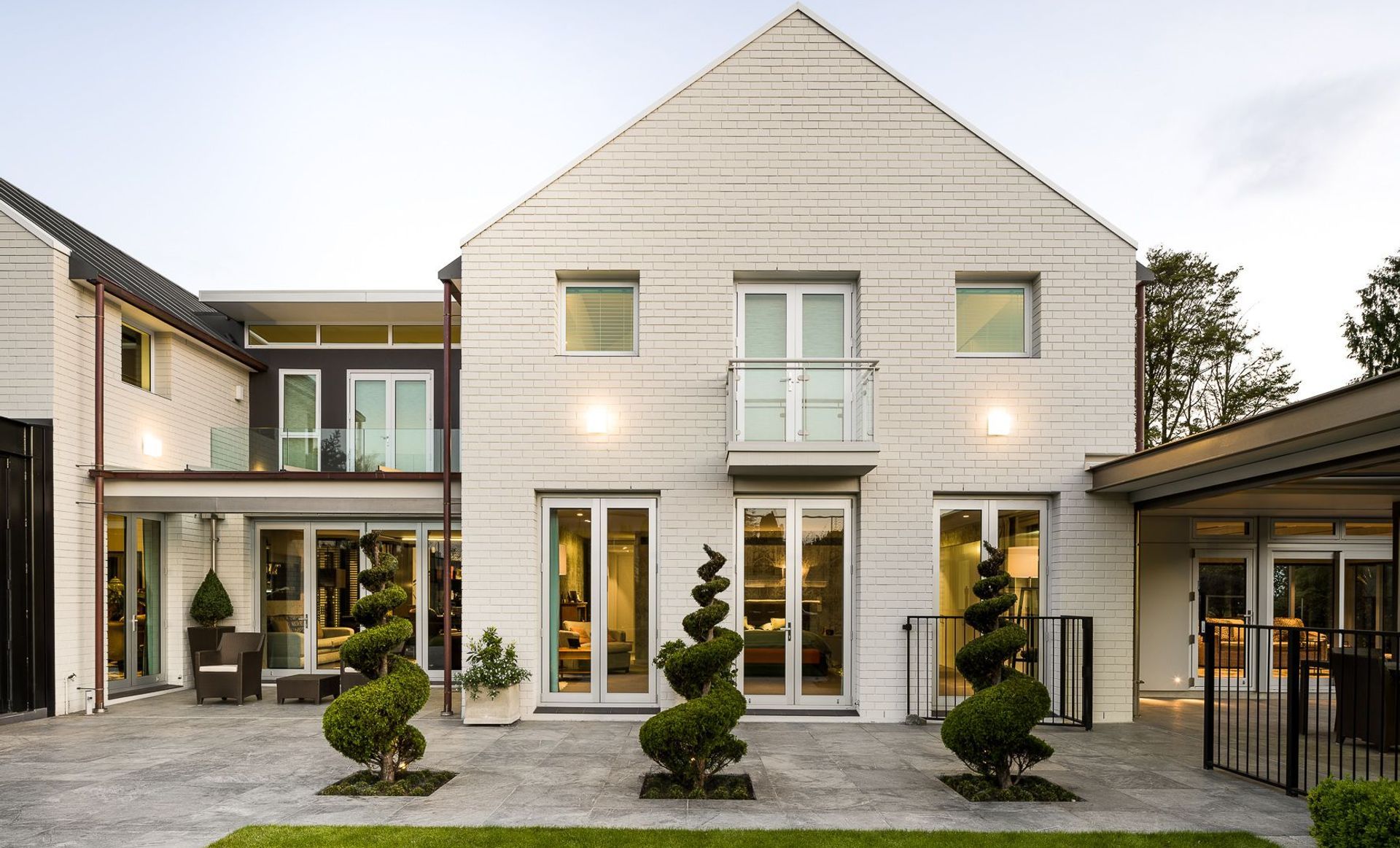 Holmwood Road, Merivale