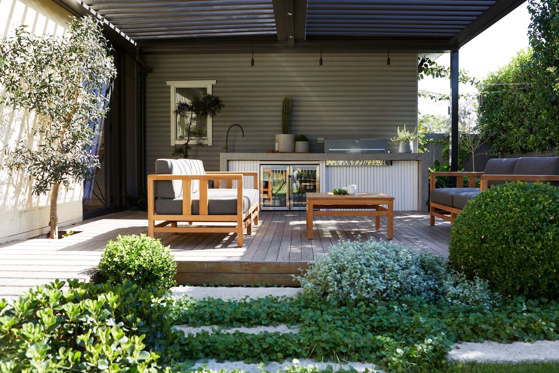 LINDFIELD15.jpg