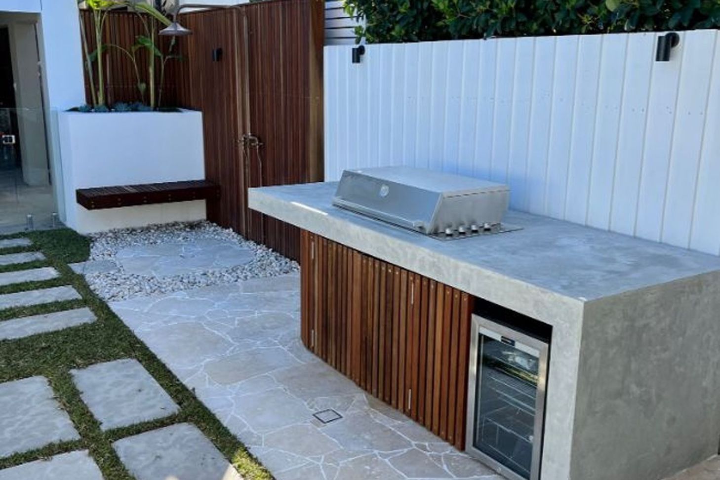 BUILT IN BBQ