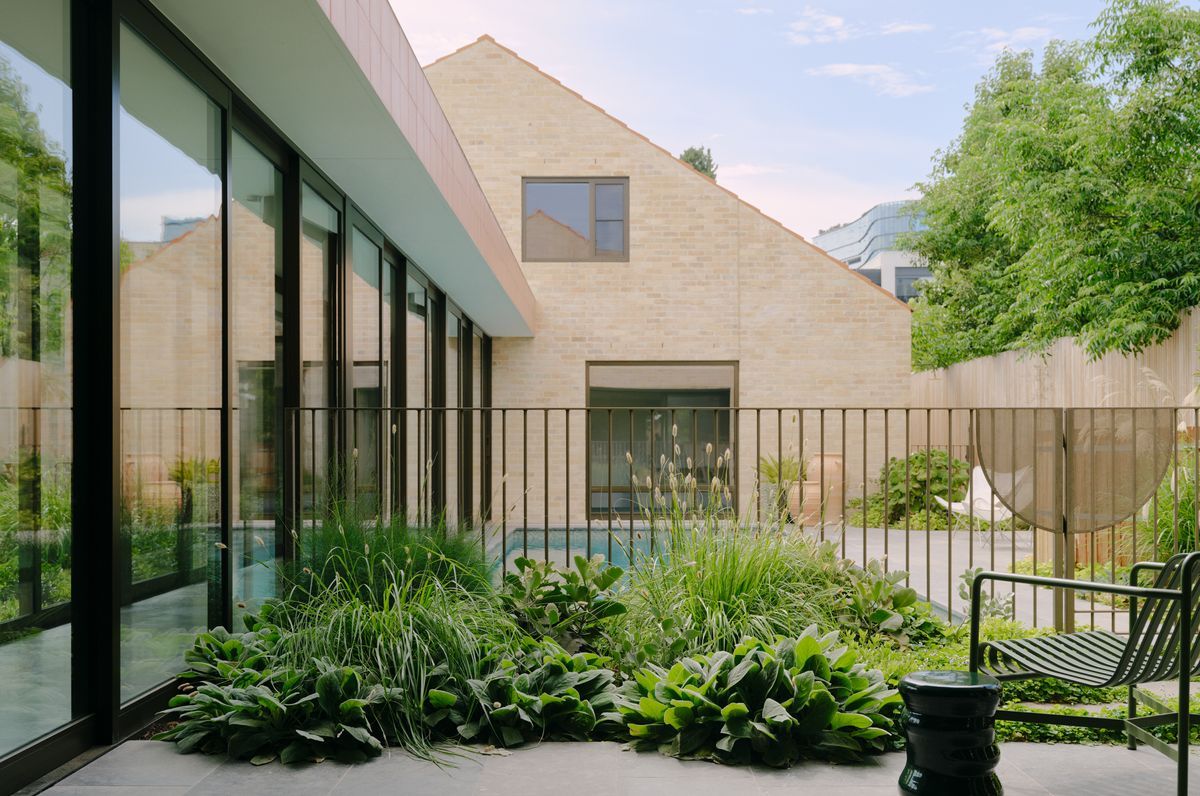Hanslope House