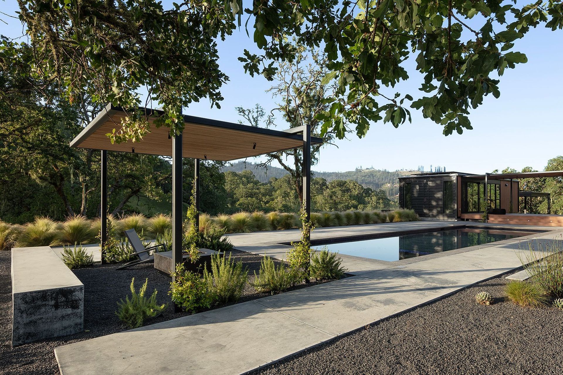 OneAbode-Modern-Sonoma-Wine-Country-Landscape-and-Garden-Design-03.jpg