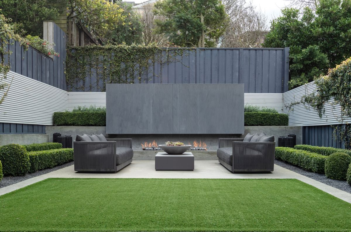 The Quiet City Garden
