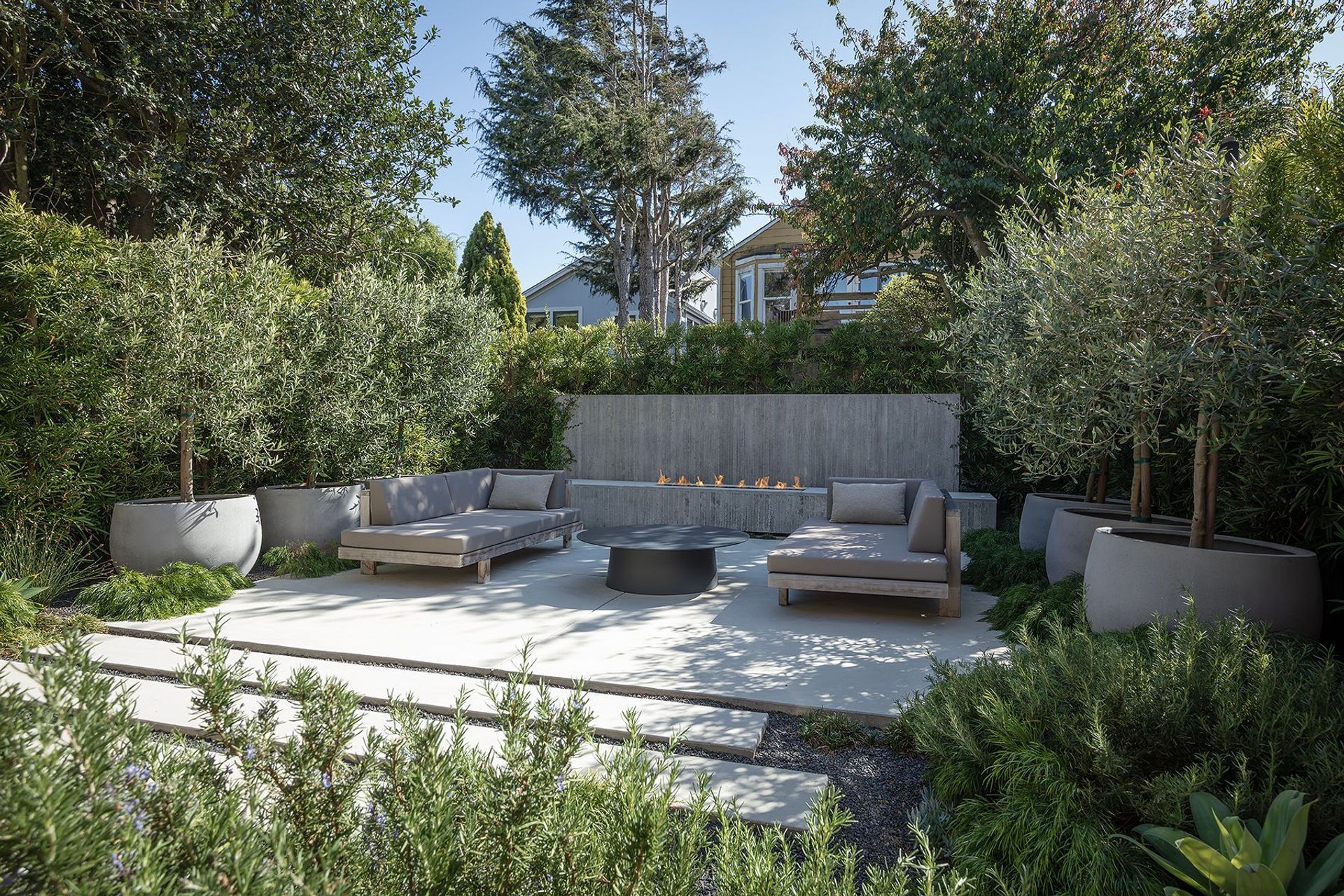 OneAbode-Timeless-Modern-San-Francisco-Bay-Area-Landscape-and-Garden-Design-04.jpg