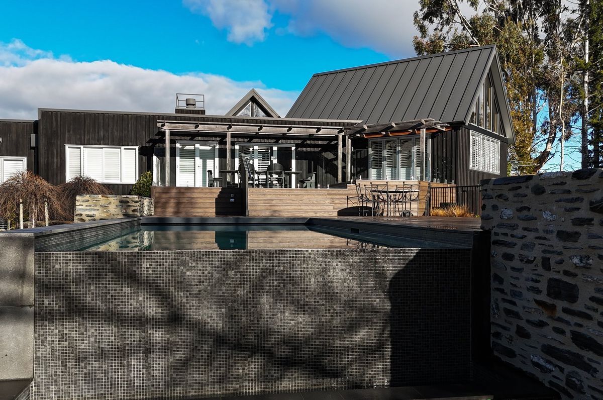 A Peerless Plunge Pool