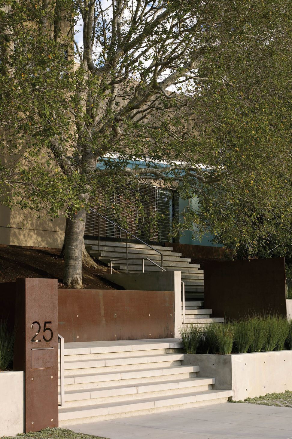 PeninsulaResidence03.jpg