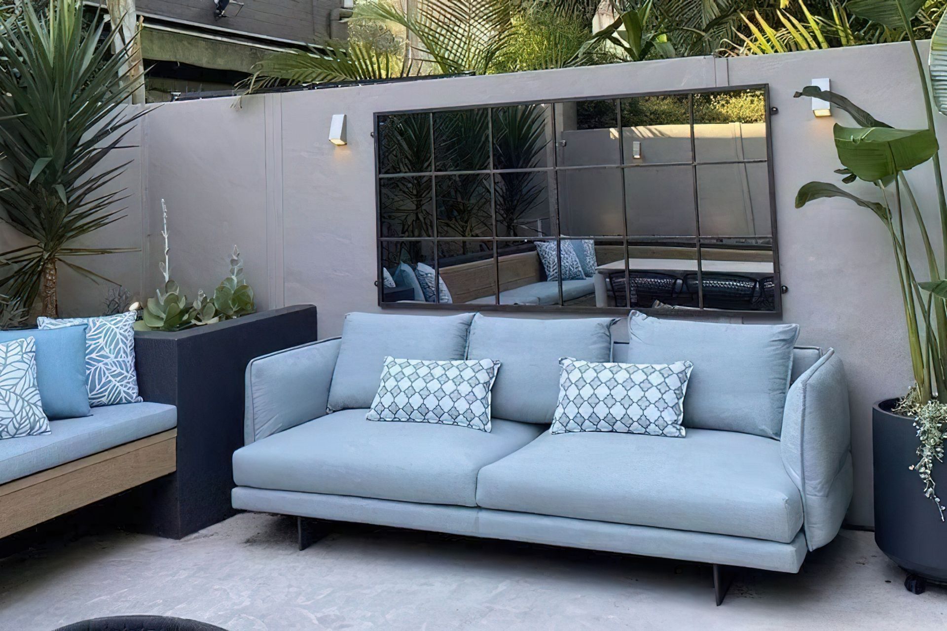 imgi18courtyard-landscape-designers-Sydney-Vogue-Vine-landscape-design-e1673668251758.jpeg
