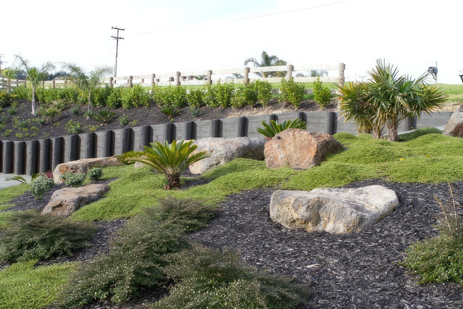 pf-landscape-design12-gigapixel-standard-scale-400x.jpg
