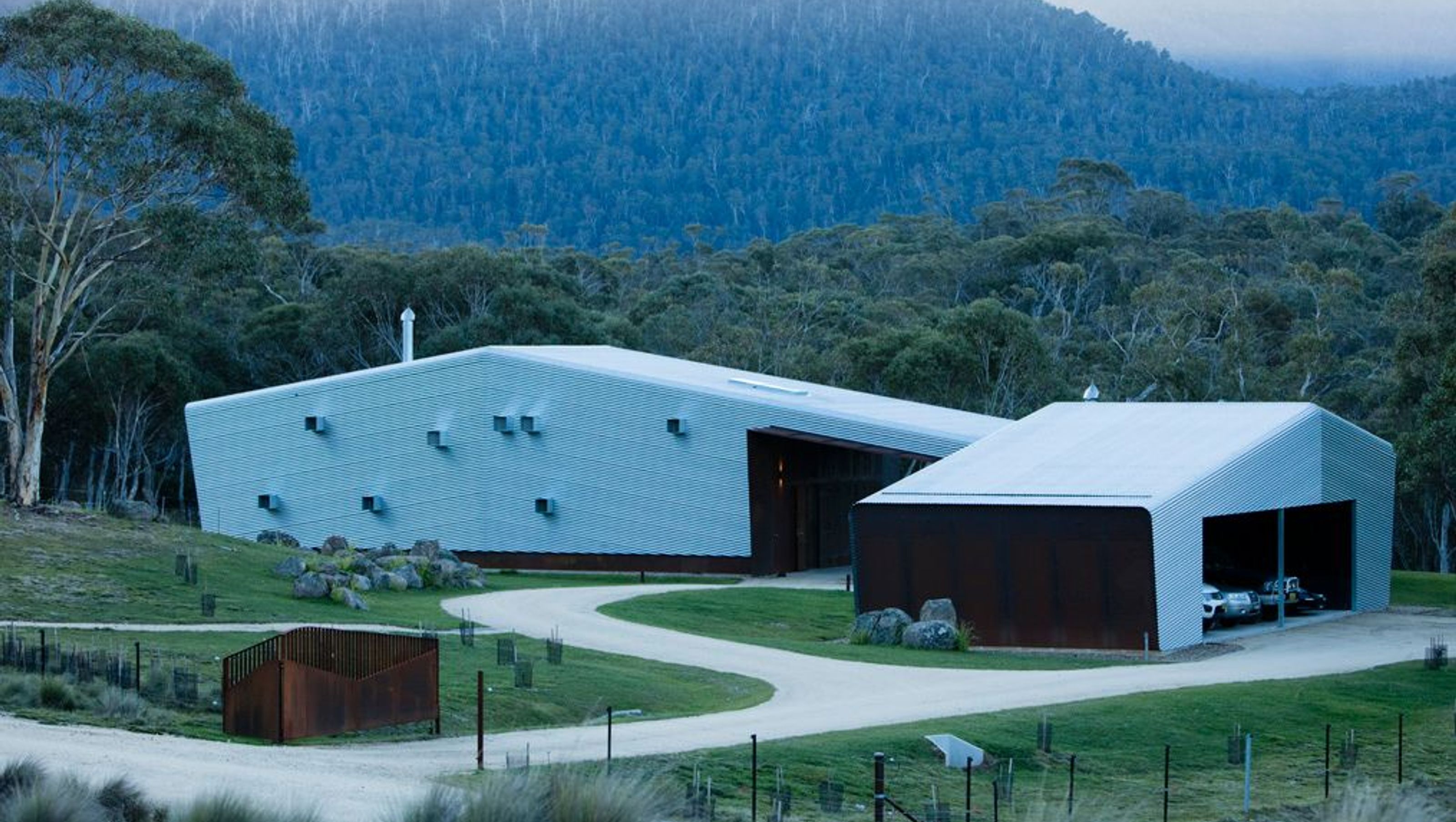 Snowy Mountains Stables