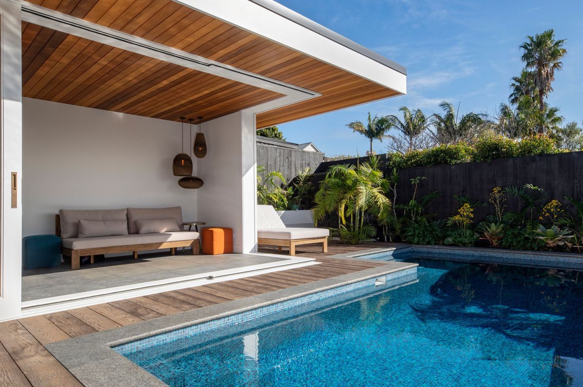 Sussex St : Pool Coping and Pool House Tiling