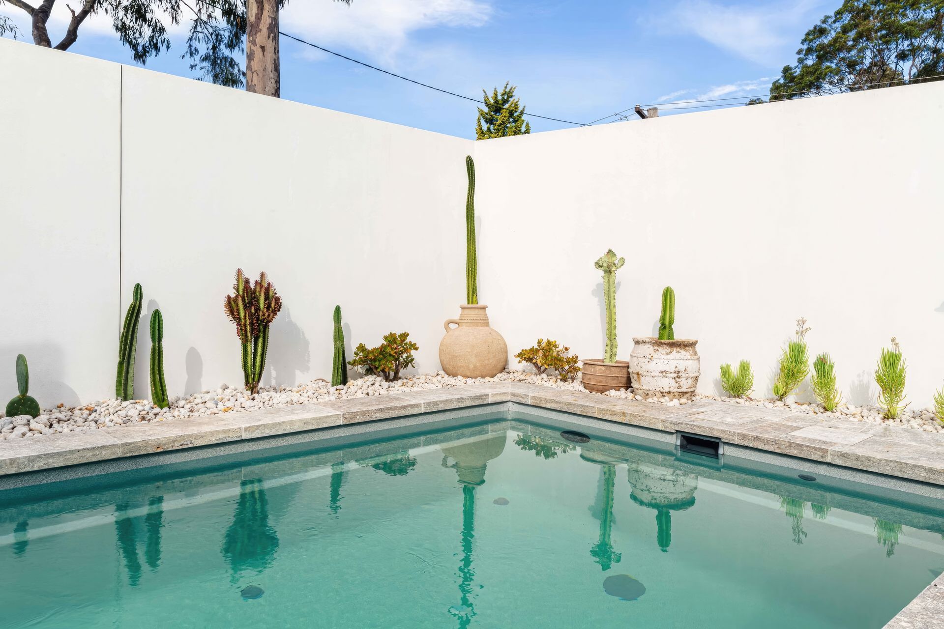 upBelmont-Backyard-Pool-With-Cabana-02-scaled-fix-standard-scale-200x.jpg