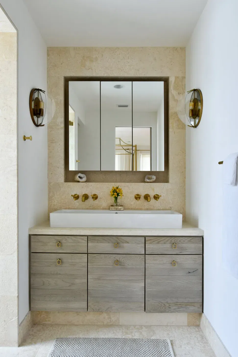 Alys182SeaGardenGuestBathroom2.webp