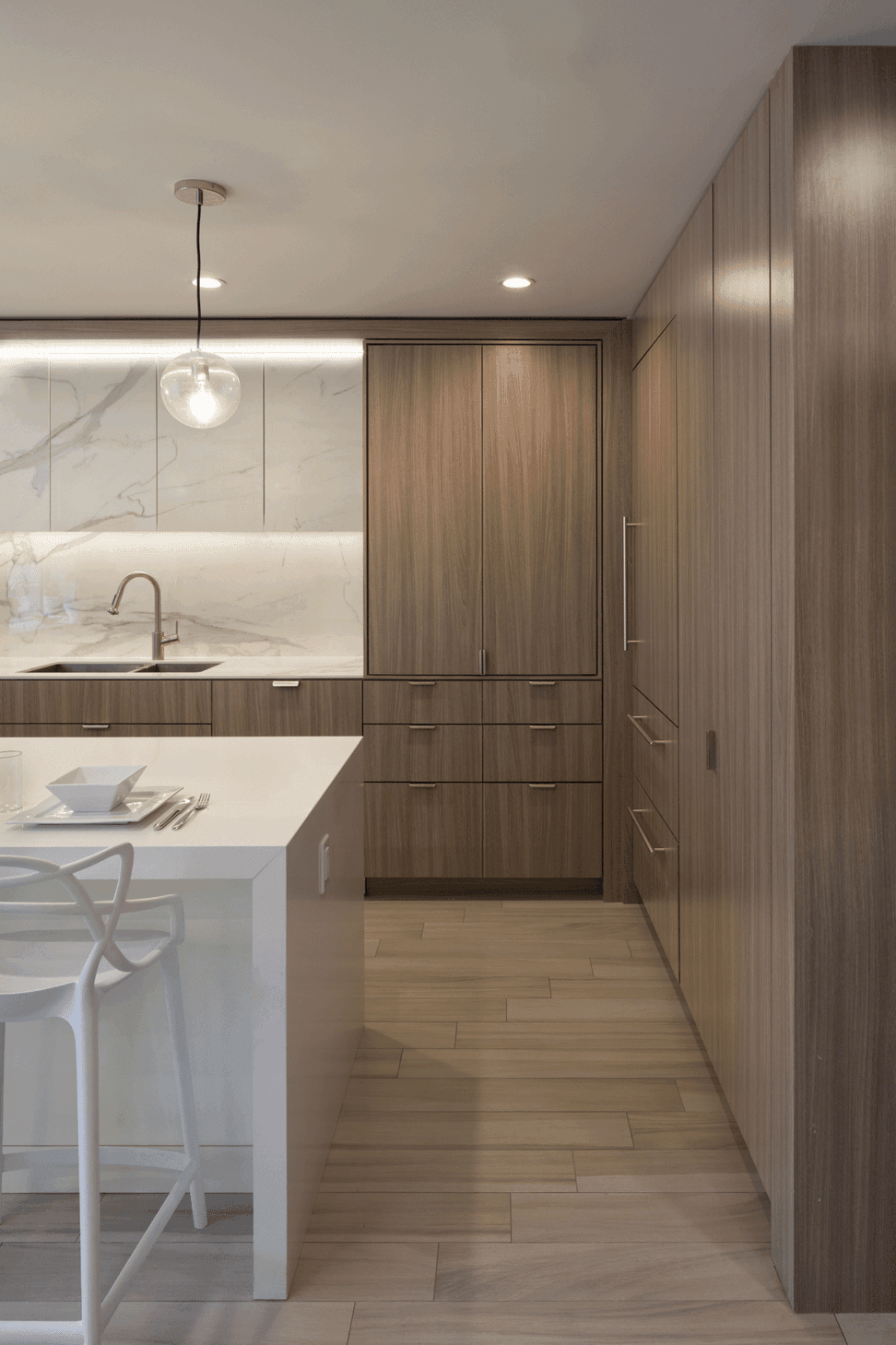 Kitchen-Appliance-Garage-Detail.gif