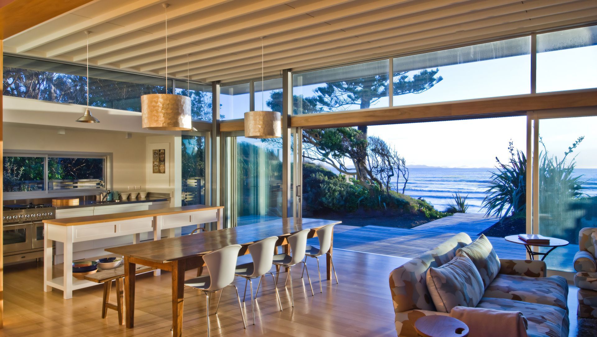 Raumati Beach House, Kapiti Coast banner