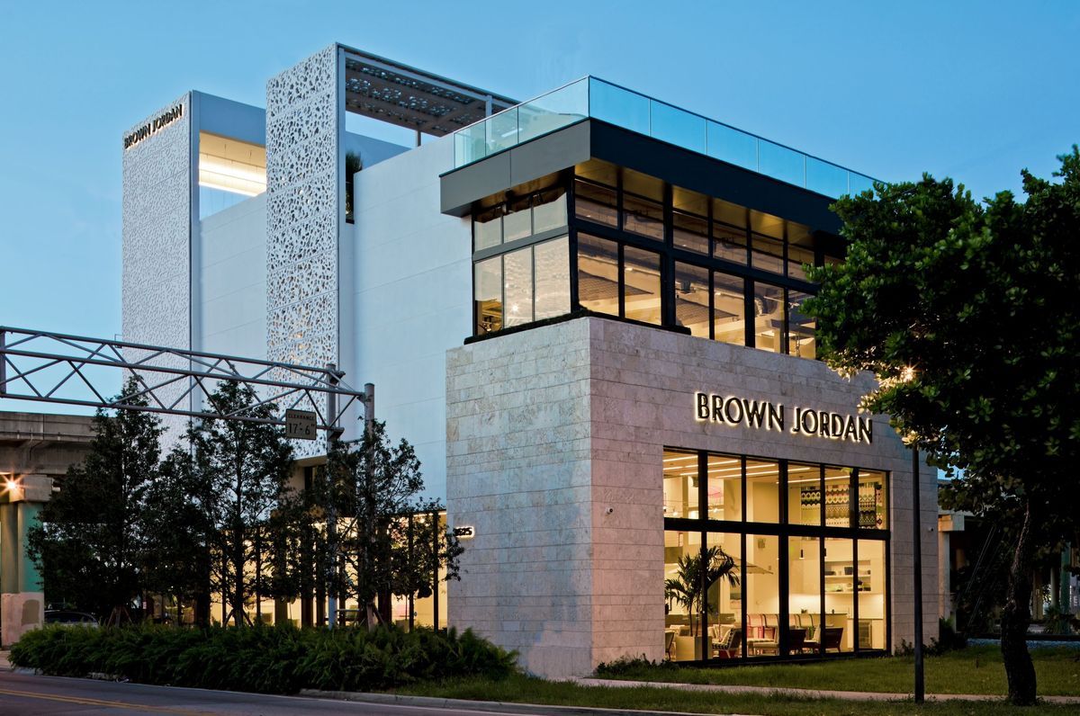 Brown Jordan Flagship